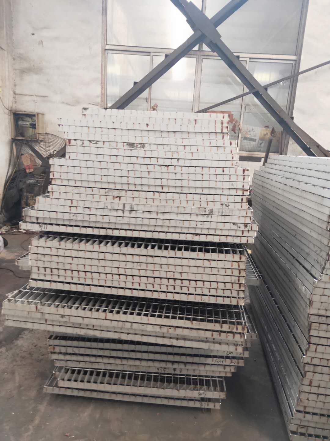 304不銹鋼鋼格板